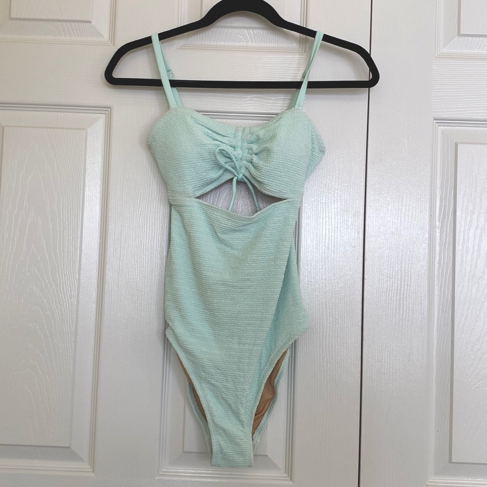 NWT Ribbed One-Piece Swimsuit
